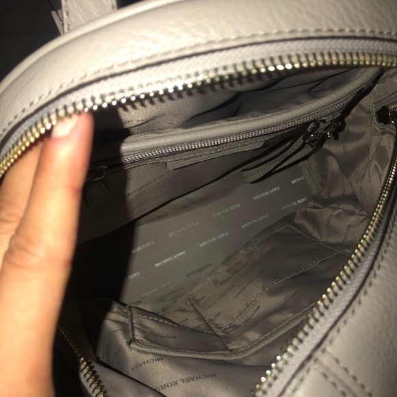 Back pack - Picture 4 of 4